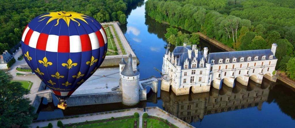 La Porte Aux Dames Romorantin-Lanthenay Bagian luar foto